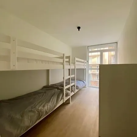 Lichtrijk Vakantie-appartement Met Zeezicht